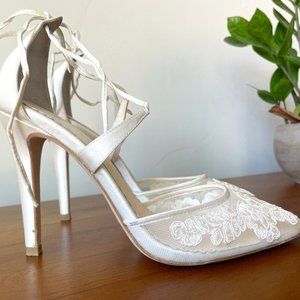 Bella Belle Anita Ivory Lace High Heels - Size 7.5